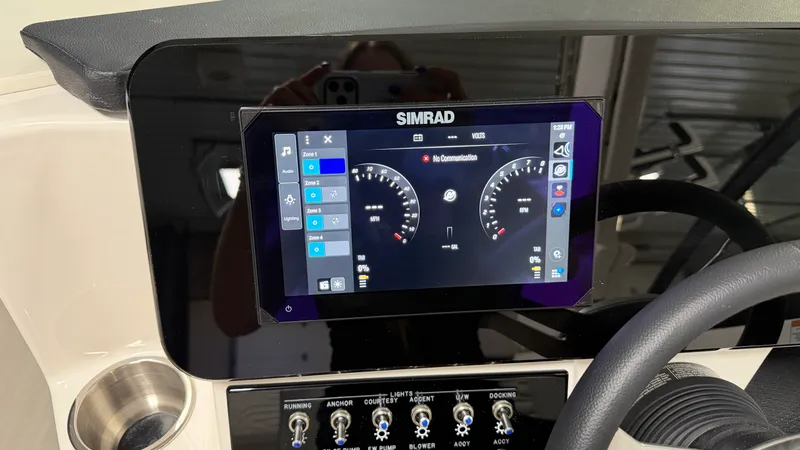 Slide: The Image of Sea Ray SDX 230 Surf 2026 - 67