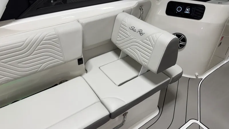 Slide: The Image of Sea Ray SDX 230 Surf 2026 - 45
