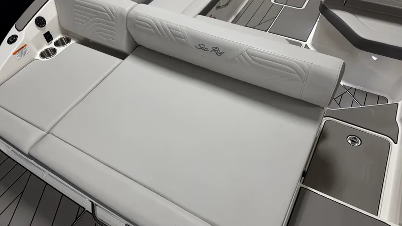 Slide: The Image of Sea Ray SDX 230 Surf 2026 - 22