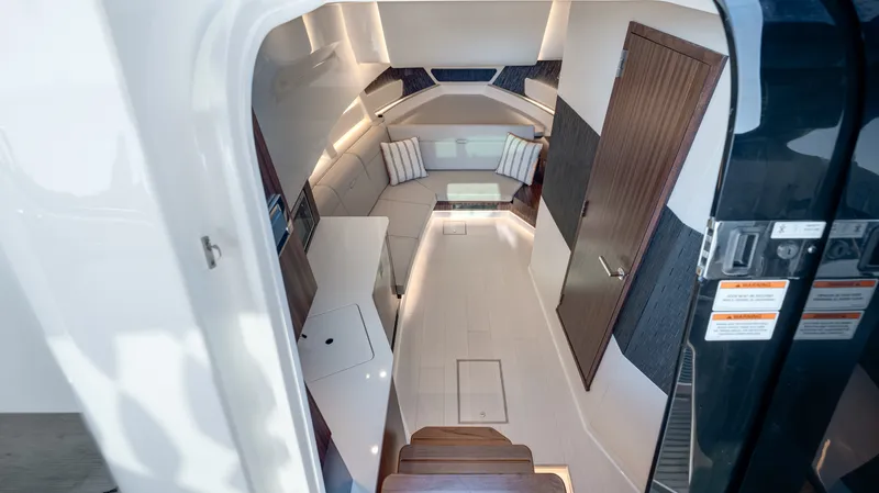 Slide: The Image of Sea Ray Sundancer 370 Outboard 2026 - 65