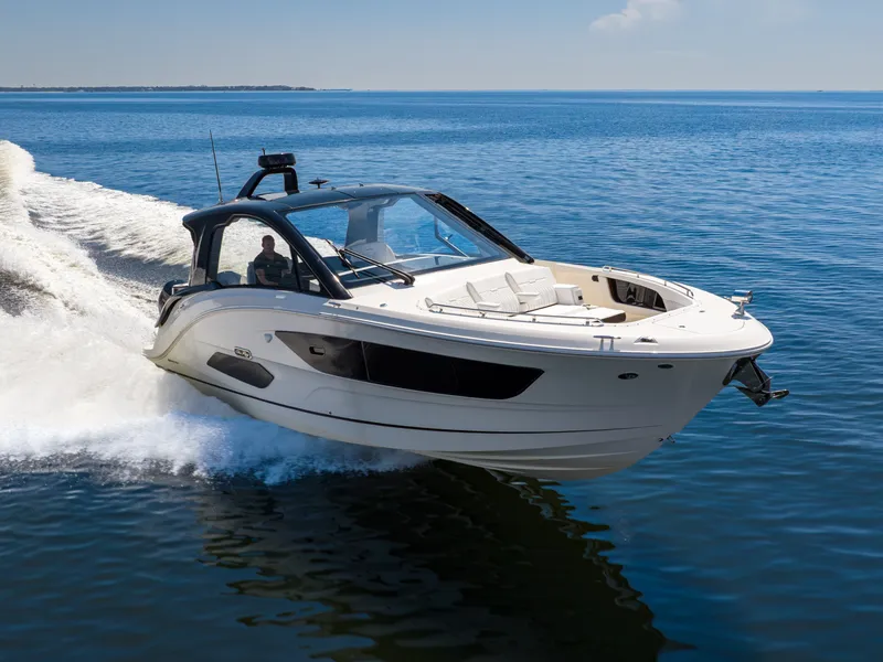 Slide: The Image of Sea Ray Sundancer 370 Outboard 2026 - 4
