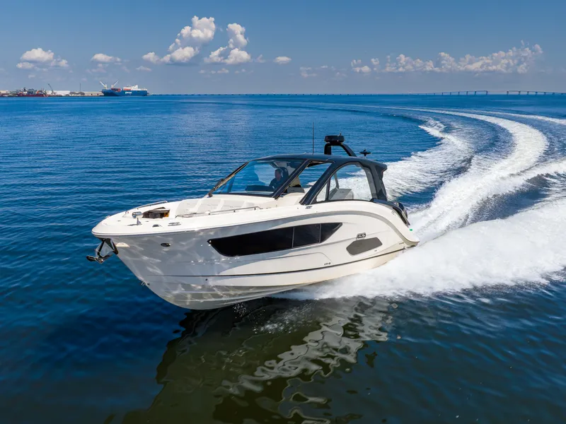 Slide: The Image of Sea Ray Sundancer 370 Outboard 2026 - 0