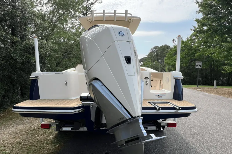 Slide: The Image of Scout 240 XSF 2025 - 1