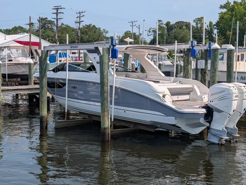 Slide: The Image of Sea Ray 350 SLX OB 2023 - 2