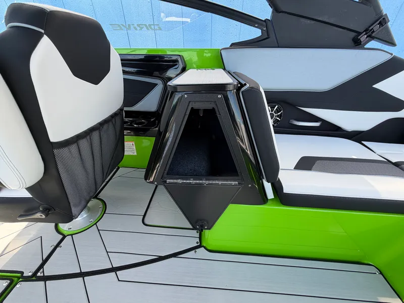 Slide: The Image of Yamaha 255X 2022 - 17