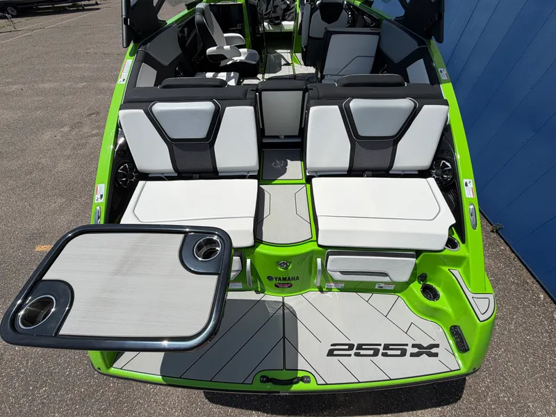 Slide: The Image of Yamaha 255X 2022 - 6