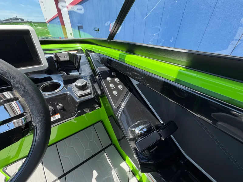 Slide: The Image of Yamaha 255X 2022 - 29