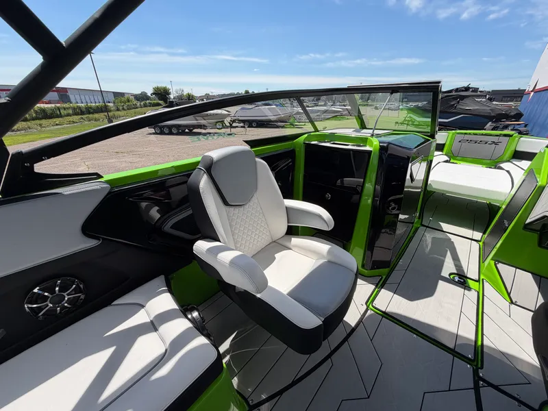Slide: The Image of Yamaha 255X 2022 - 21