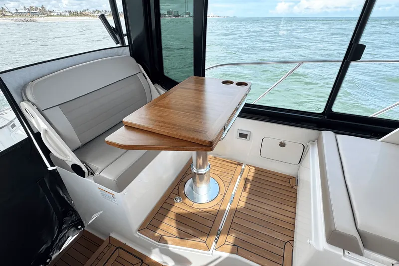 Slide: The Image of Boston Whaler 365 Conquest 2026 - 29