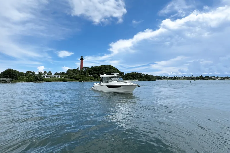 Slide: The Image of Boston Whaler 365 Conquest 2026 - 3