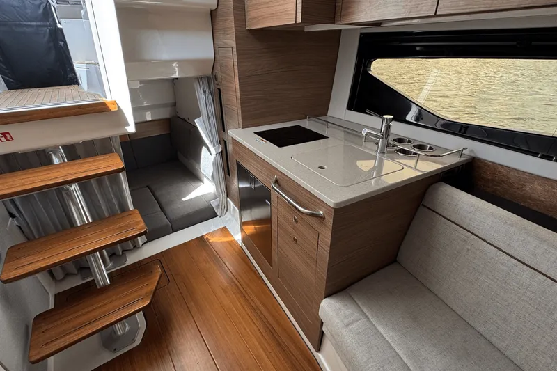 Slide: The Image of Boston Whaler 365 Conquest 2026 - 42