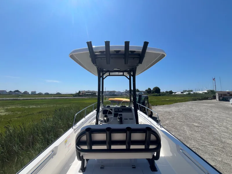 Slide: The Image of Boston Whaler 210 Montauk 2027 - 5