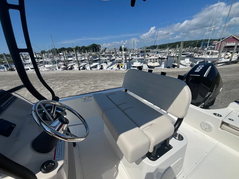 Slide: The Image of Boston Whaler 210 Montauk 2027 - 7
