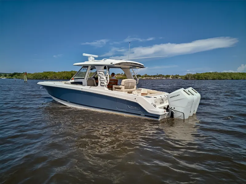 Slide: The Image of Boston Whaler 350 REALM 2025 - 3