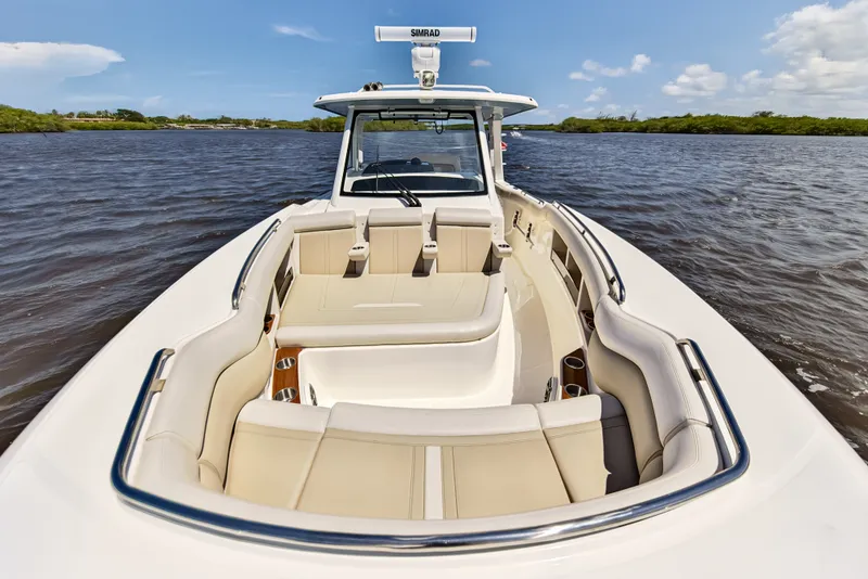 Slide: The Image of Boston Whaler 350 REALM 2025 - 36