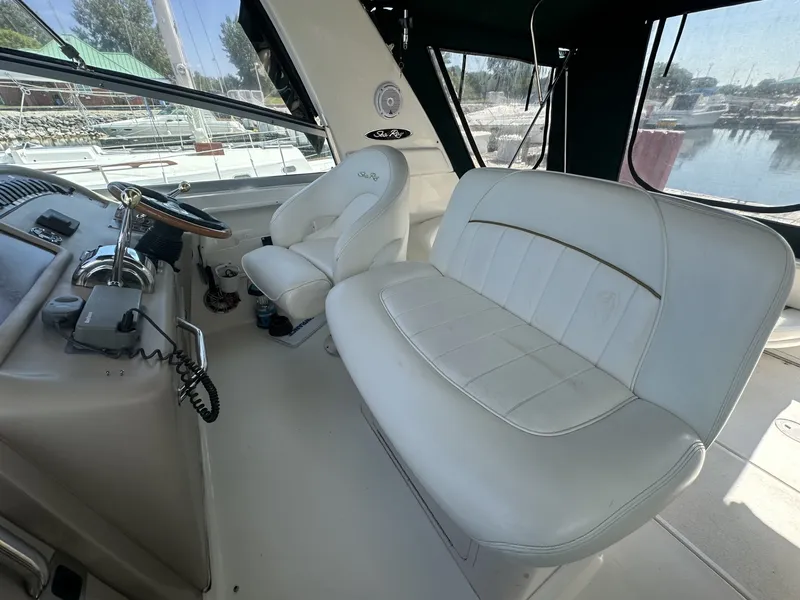 Slide: The Image of Sea Ray 310 SUNDANCER 2002 - 9