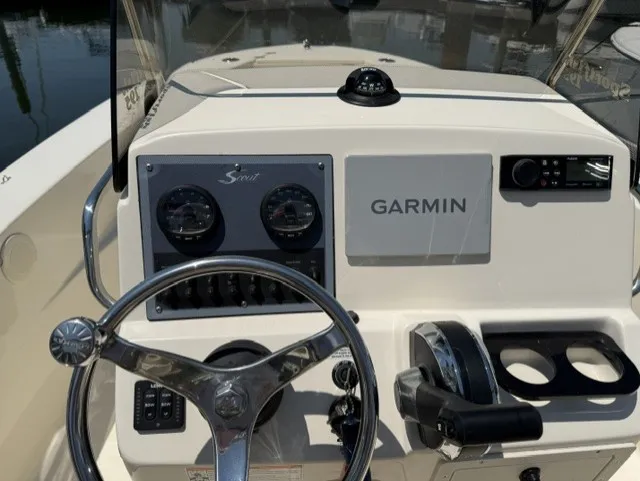 Slide: The Image of Scout 195 SPORTFISH 2023 - 3