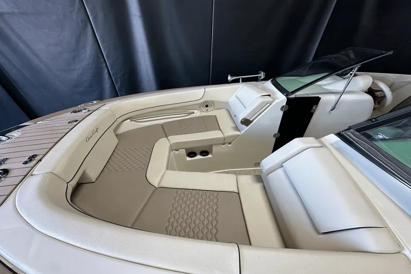 Slide: The Image of Chris-Craft 25 GT 2024 - 2