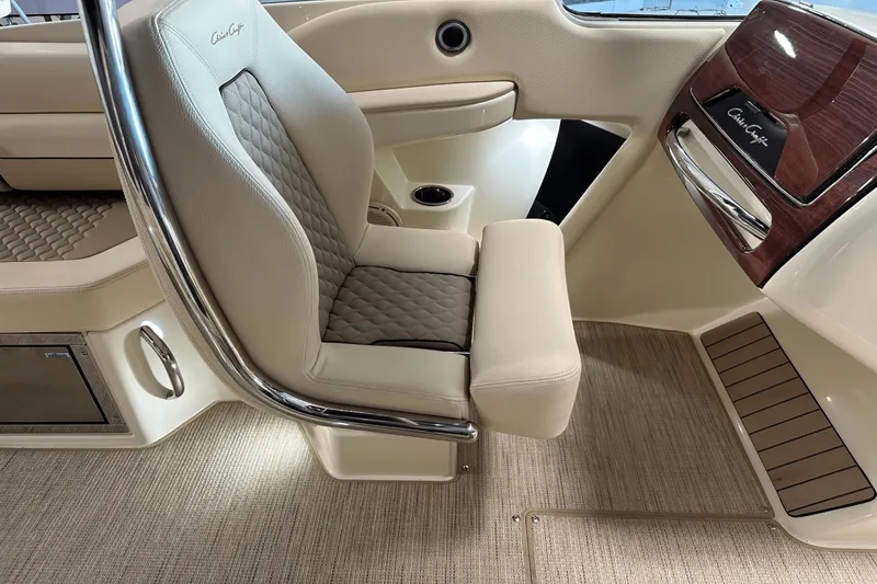 Slide: The Image of Chris-Craft 25 GT 2024 - 32