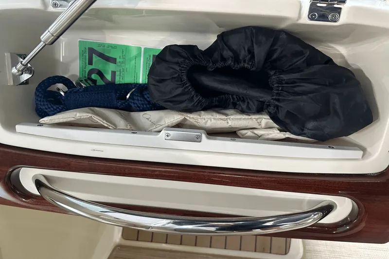 Slide: The Image of Chris-Craft 25 GT 2024 - 37