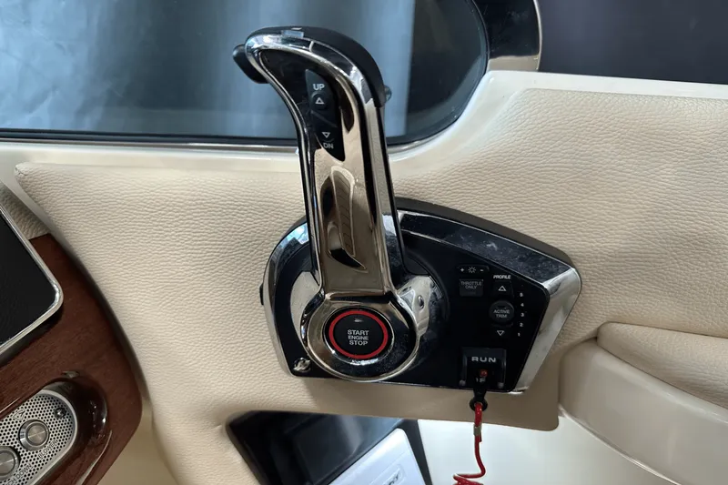 Slide: The Image of Chris-Craft 25 GT 2024 - 41