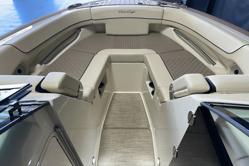 Slide: The Image of Chris-Craft 25 GT 2024 - 51