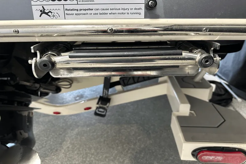 Slide: The Image of Chris-Craft 25 GT 2024 - 9