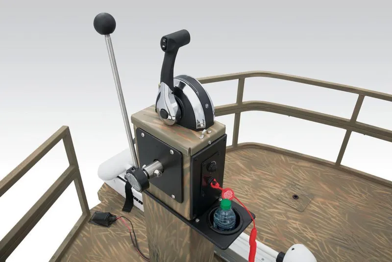 Slide: The Image of Tracker Grizzly 2072 CC Sportsman Kicker 2019 - 16