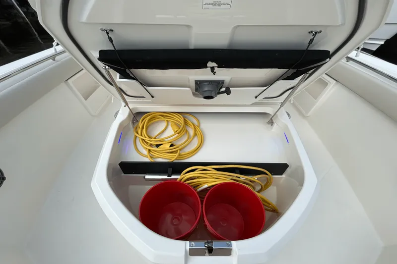 Slide: The Image of Boston Whaler 360 Outrage 2026 - 35