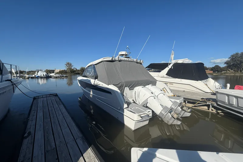 Slide: The Image of Galeon 325 GTO 2024 - 2