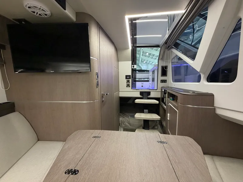 Slide: The Image of Galeon 325 GTO 2024 - 33