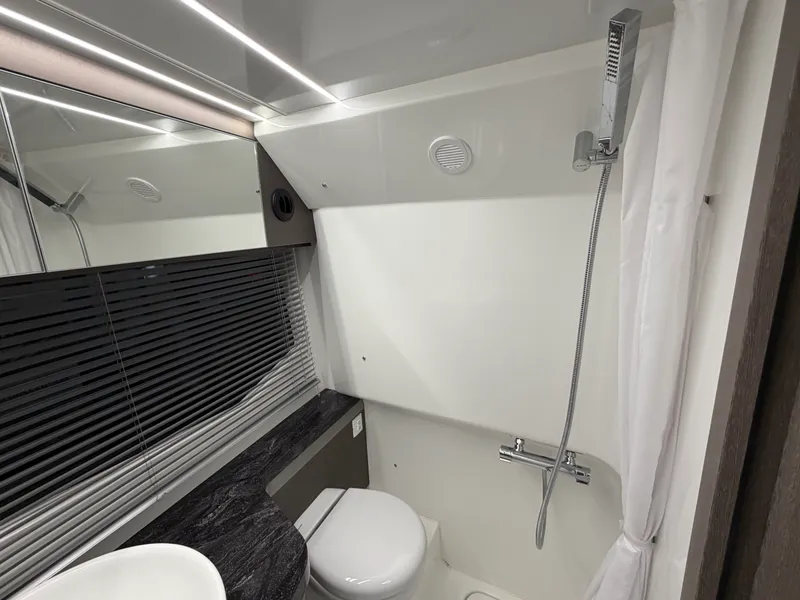 Slide: The Image of Galeon 325 GTO 2024 - 37