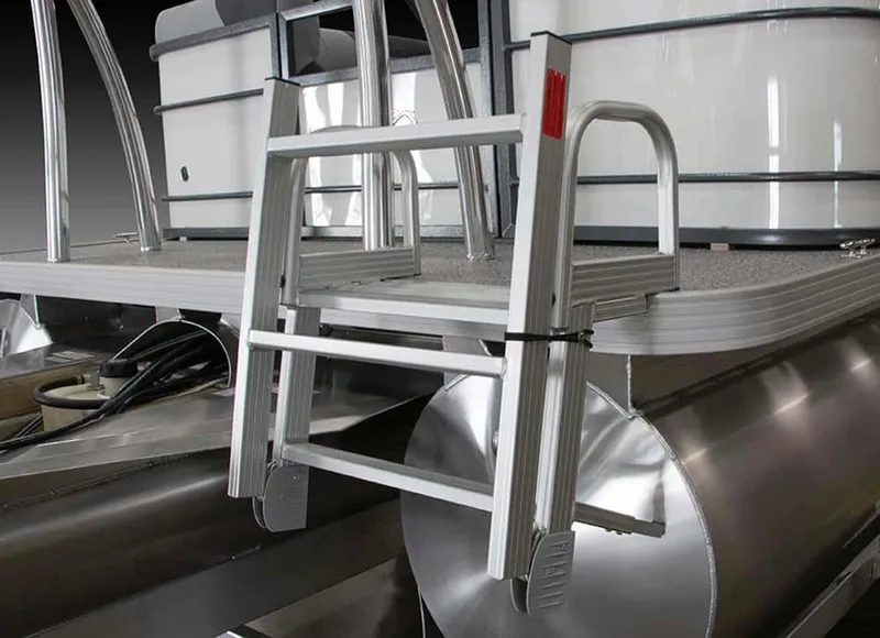 Slide: The Image of 2022 Veranda VISTA VIEW 22RC pontoon boat with aluminum ladder. - 6