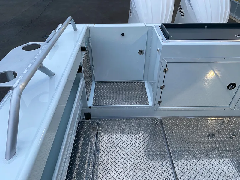 Slide: The Image of Hewescraft 290 Adventure 2025 - 20