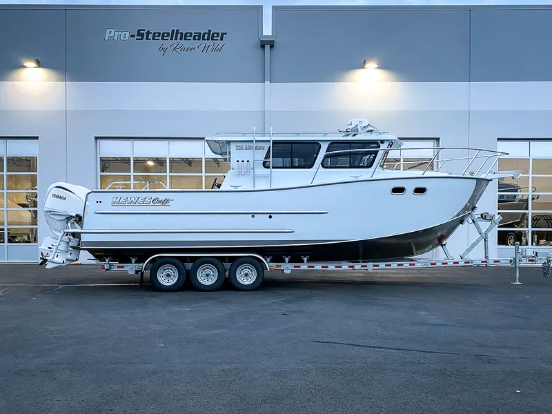 Slide: The Image of Hewescraft 290 Adventure 2025 - 3