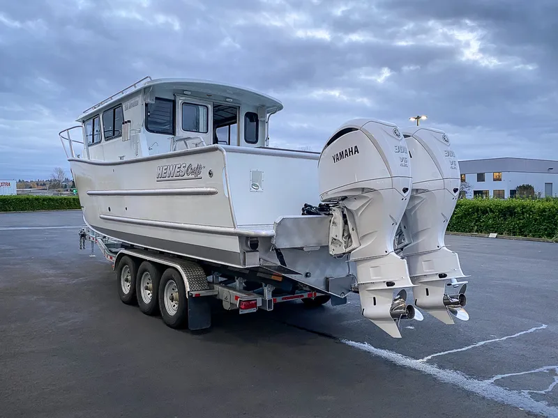 Slide: The Image of Hewescraft 290 Adventure 2025 - 6
