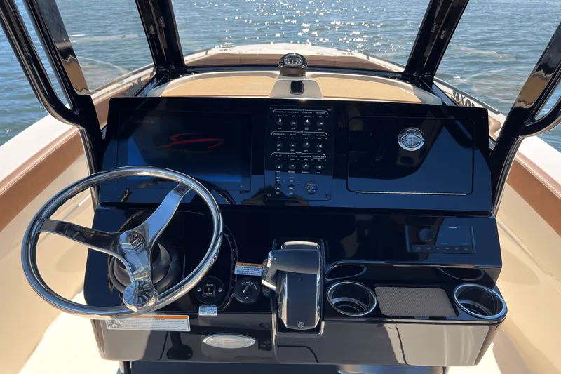 Slide: The Image of Scout 240 XSF 2026 - 15