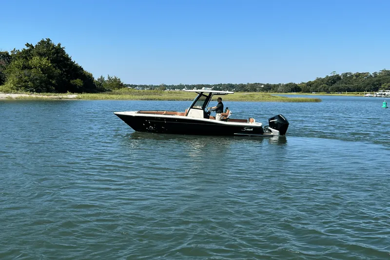 Slide: The Image of Scout 240 XSF 2026 - 4