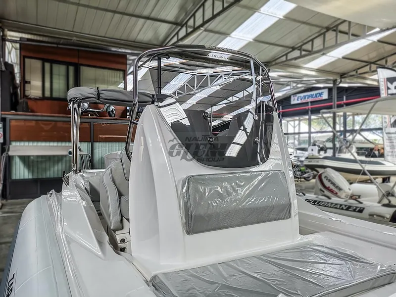 Slide: The Image of 2022 Zar Formenti 59 SL boat in showroom, rear view. - 16