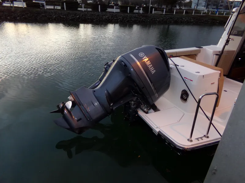 Slide: The Image of Ranger Tug R-27 2021 - 30