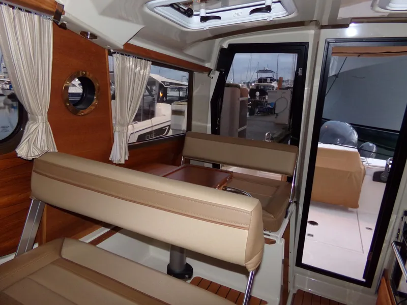 Slide: The Image of Ranger Tug R-27 2021 - 41