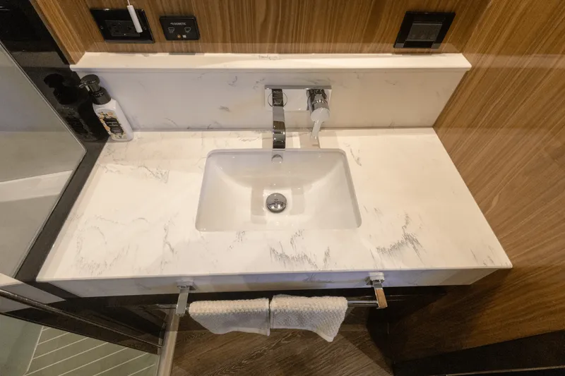 Slide: The Image of Cruisers Yachts 60 CANTIUS 2021 - 23