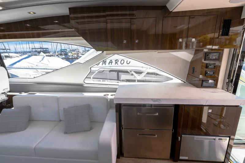 Slide: The Image of Cruisers Yachts 60 CANTIUS 2021 - 6