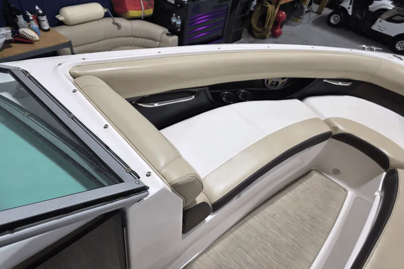 Slide: The Image of Regal 2500 2015 - 14