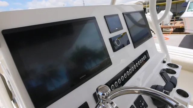Slide: The Image of Key West Boats 291 FS 2025 - 7