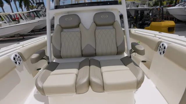 Slide: The Image of Key West Boats 291 FS 2025 - 14
