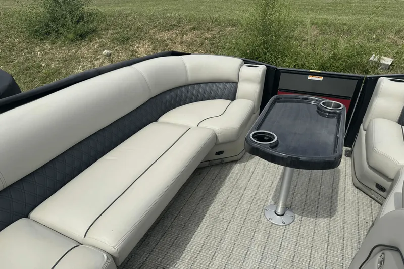 Slide: The Image of Barletta L21U 2019 - 3