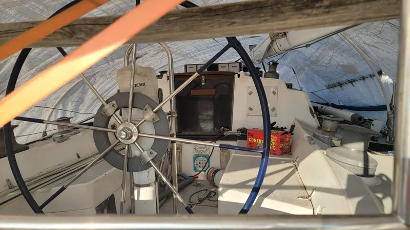 Slide: The Image of Frers 36 1985 - 15