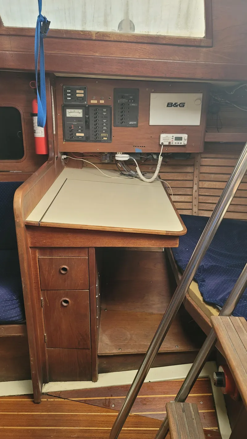 Slide: The Image of Frers 36 1985 - 30