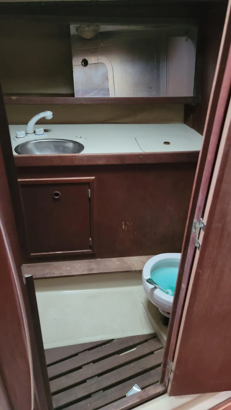 Slide: The Image of Frers 36 1985 - 34